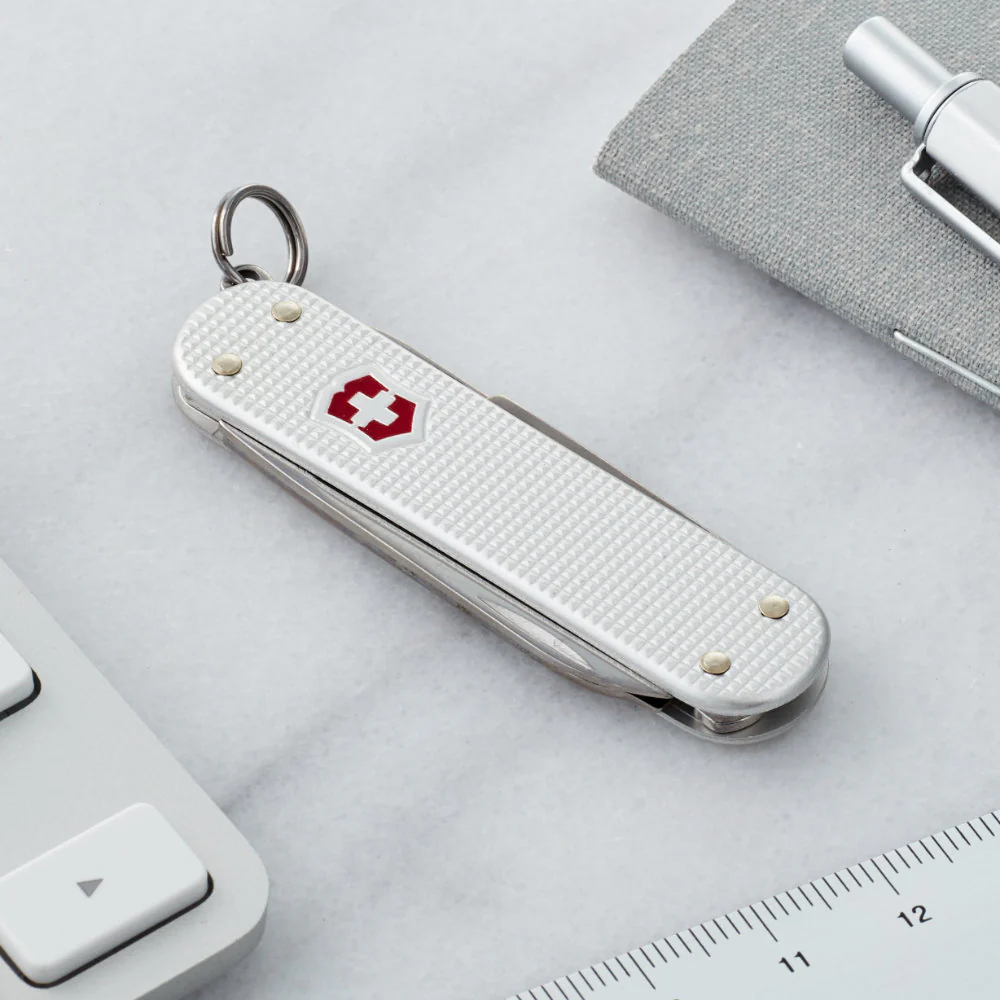 Victorinox Classic SD Silver Alox Swiss Army Knife - Image 5