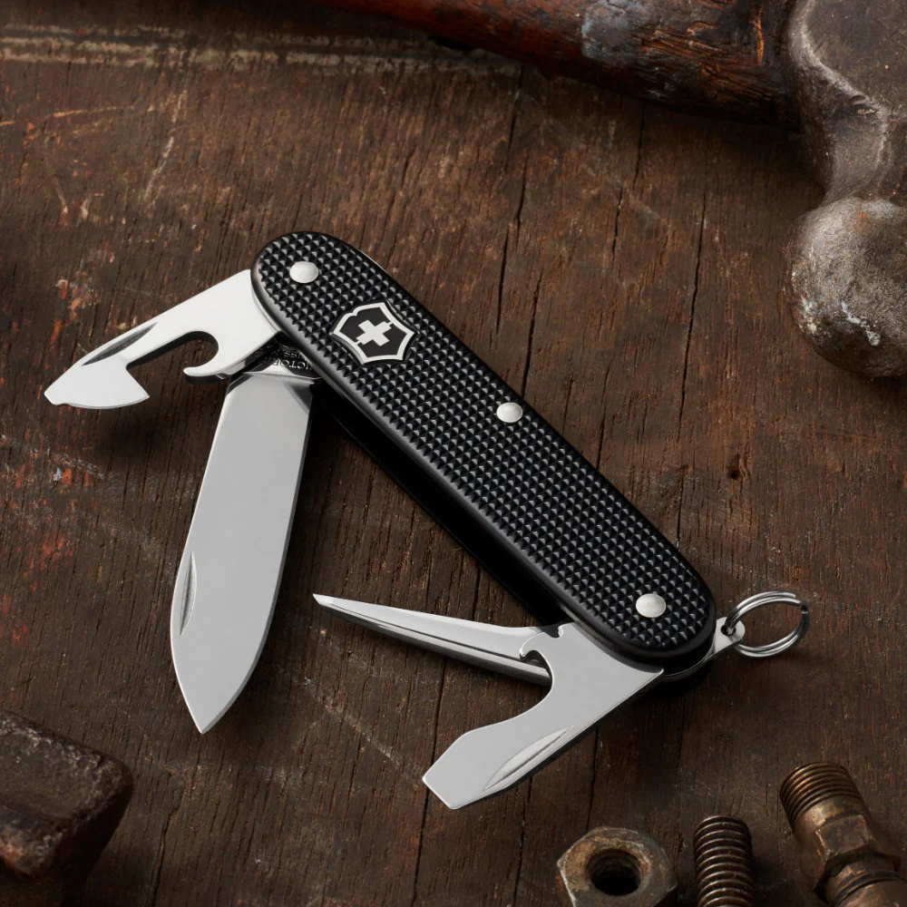 Victorinox Pioneer Black Alox Swiss Army Knife - Image 3